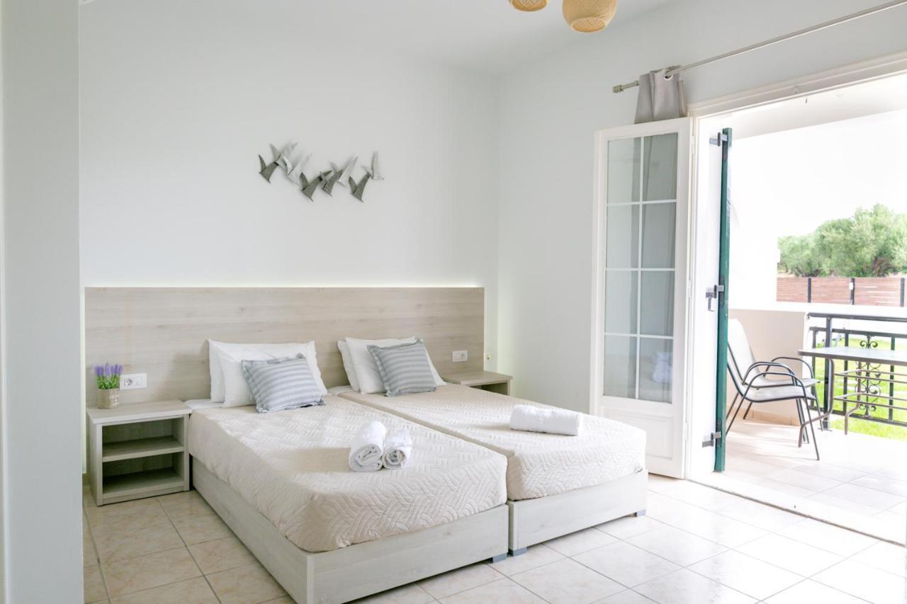Tropical Apartments Alykes  Ngoại thất bức ảnh