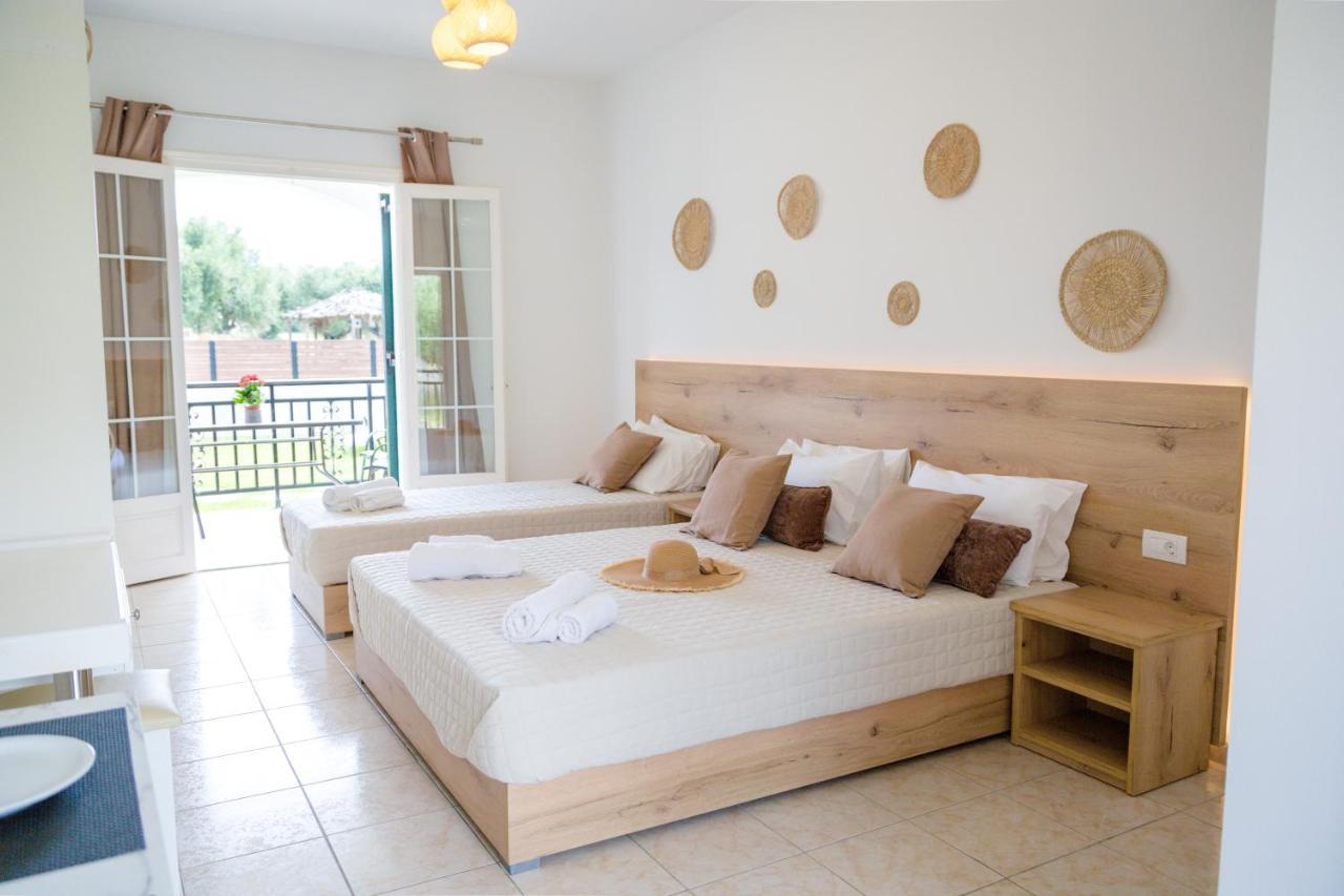 Tropical Apartments Alykes  Ngoại thất bức ảnh