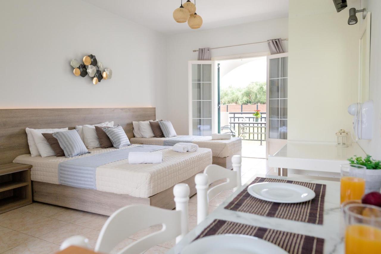 Tropical Apartments Alykes  Ngoại thất bức ảnh